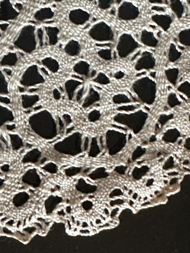 Centrini tombolo fatti a mano