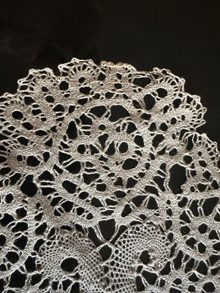 Centrini tombolo fatti a mano