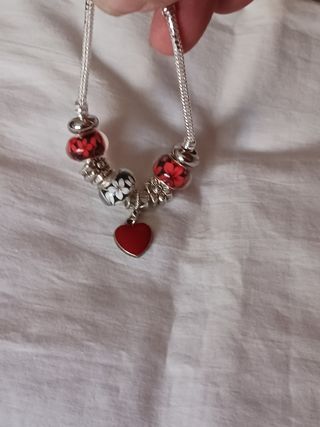 Pulsera plata charms roja