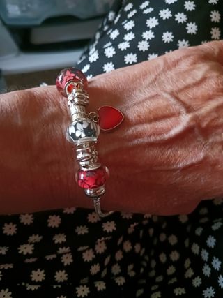 Pulsera plata charms roja