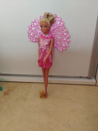 4 Muñecas Barbie - Vestidos Variados