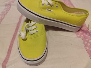 Zapatillas Vans amarillas