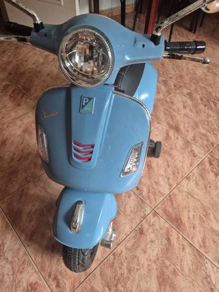 Moto scooter infantil