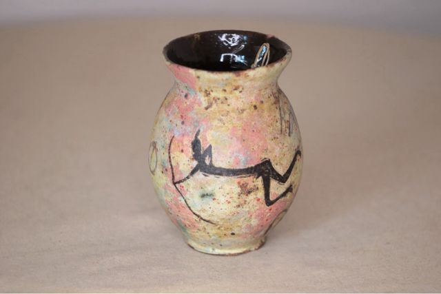 Cerámica Aragonesa: Jarrón y Taza