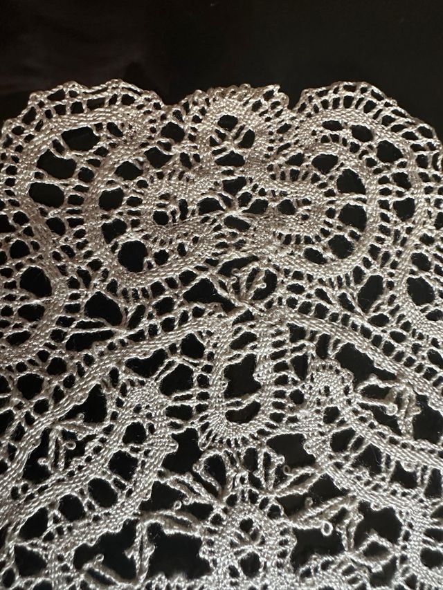 Merletto al Tombolo Antico Beige