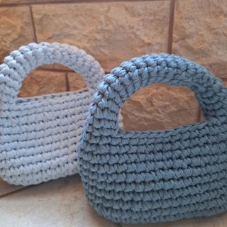 Borsa hobo bag uncinetto blu