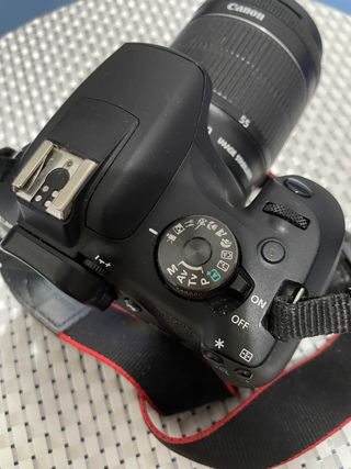 Canon EOS 2000D + Objetivo 18-55mm