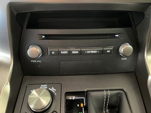 Lexus NX 2.5 300h Business 2WD