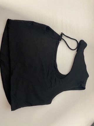 Top negro Stradivarius - Talla S