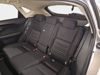 Lexus NX 2.5 300h Business Navigation 2WD