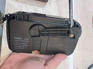 PRUNUS J-369 Radio Solar y a Pilas, Radios Emergen