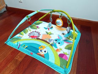Gimnasio / manta de juegos para bebé Tiny Love