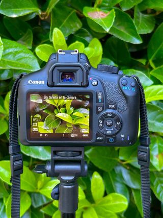 ! OPPORTUNITÀ! MACCHINA FOTOGRAFICA + OBIETTIVO DA 139