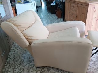 Sillón reclinable beige