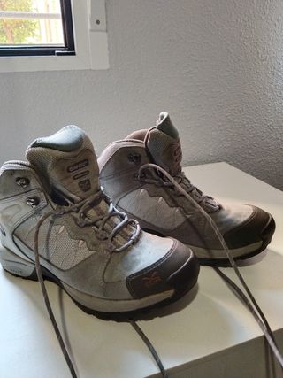 Botas montaña mujer Hi-Tec