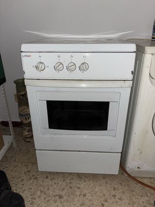 Hornilla Lynx con 4 fuegos y horno