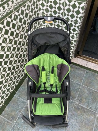 Cochecito bebé Casual Play verde + bañera incluida