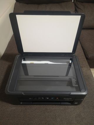 Impresora EPSON XP-215 negra