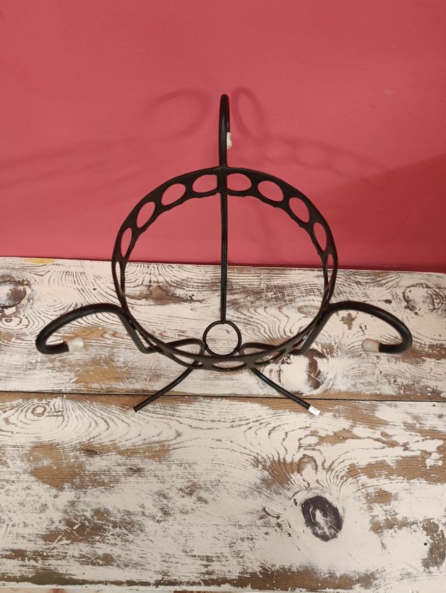 Plantador de ferro antigo