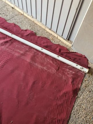 Toldo rojo 4.30x2m - protección solar
