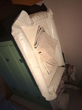 Colchoneta cambiador bebé IKEA