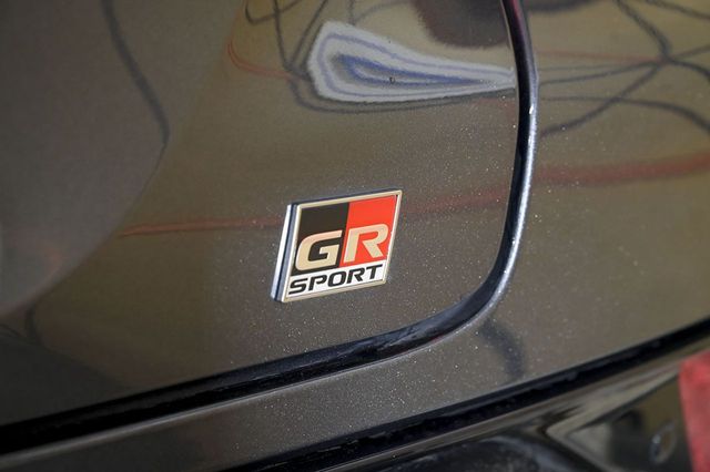 Toyota C-HR   2.0 180H GR Sport 