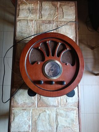 Radio moderna vintage
