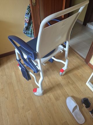 Silla ruedas movilidad interior casa