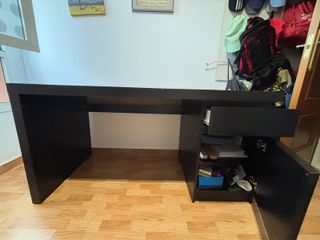 Escritorio Ikea MALM negro