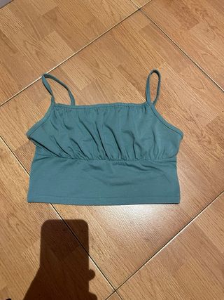 Top corto verde - Tirantes