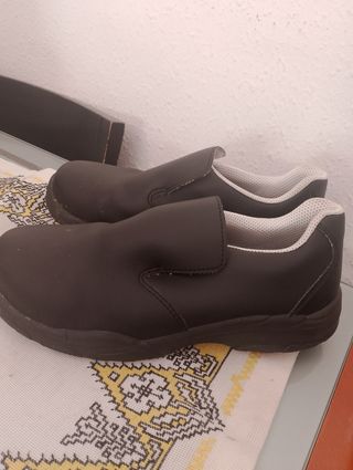 Zapatos trabajo antideslizantes negros 