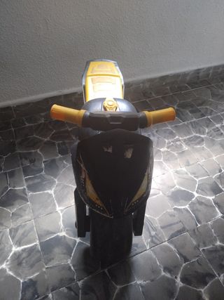 Moto infantil - juguete