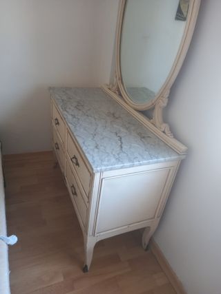 Cómoda tocador antigua Dormitorio completo.