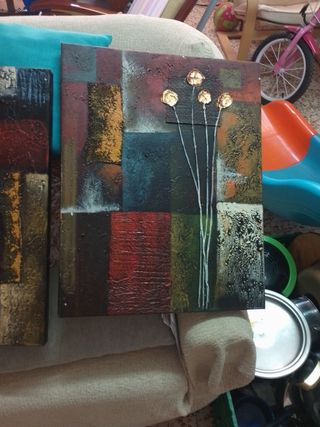 2 Cuadros abstractos dorados y rojos