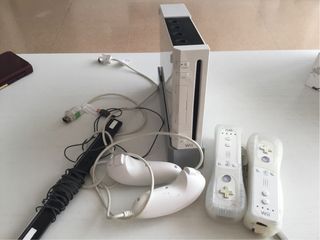 Wii Nintendo blanca - Consola + 4 mandos 