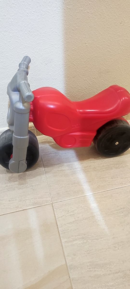 Moto infantil - juguete