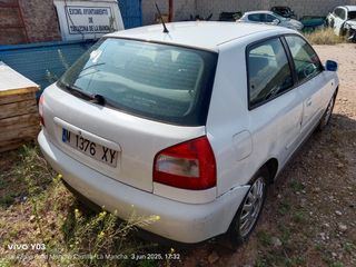 Audi A3 2000 se vende entero 