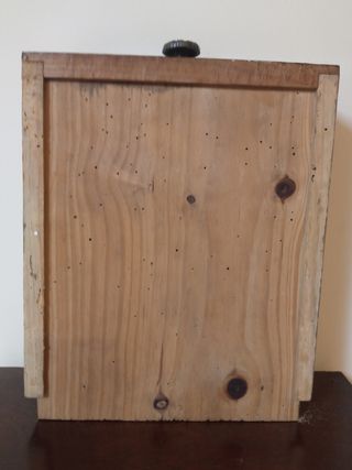 Mesilla antigua de madera