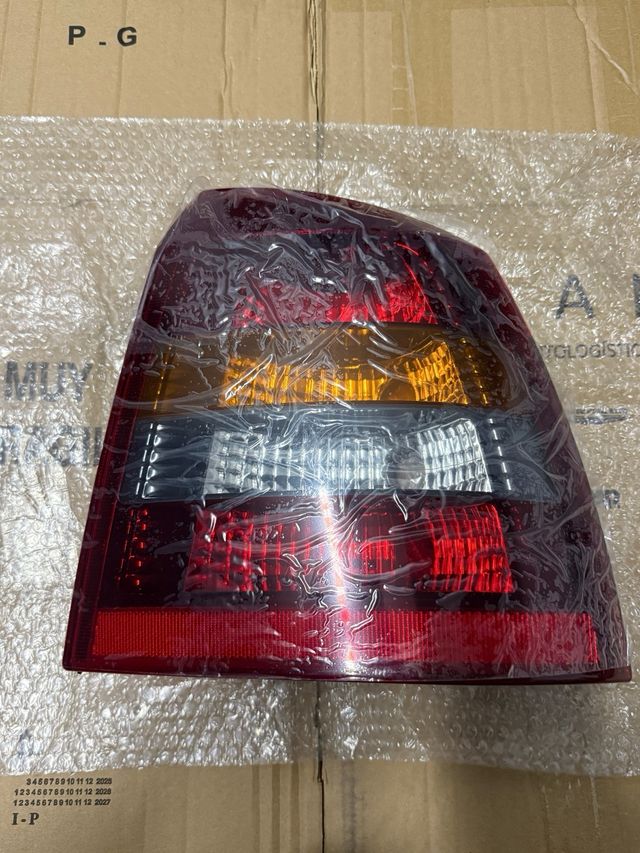 Pilotos Traseros Derechos Opel Astra G (1998-2002)