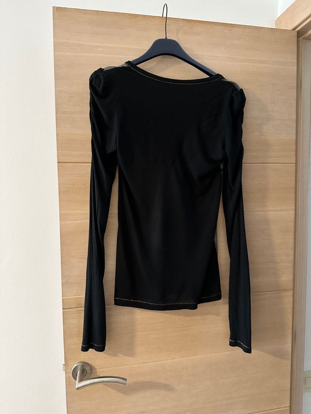 Camiseta Desigual negra y verde oliva