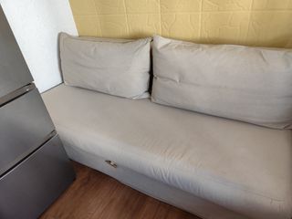 Sofá cama beige - 2 plazas