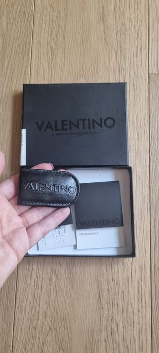 Fermasoldi magnetico nero in vera pelle Valentino