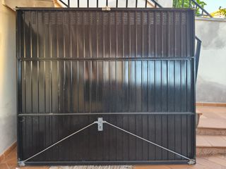 Puerta basculante garaje 228'5x203cm