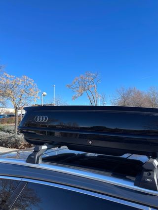 Alquiler cofre/baul coche Audi 600L