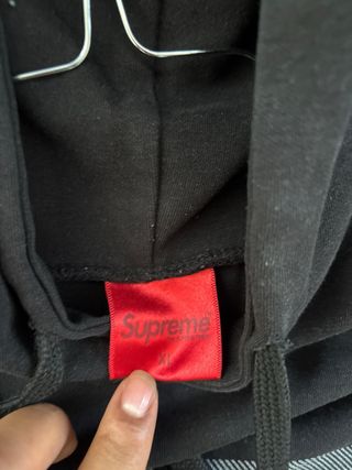 Sudadera Supreme negra Original Comprada en Korea 