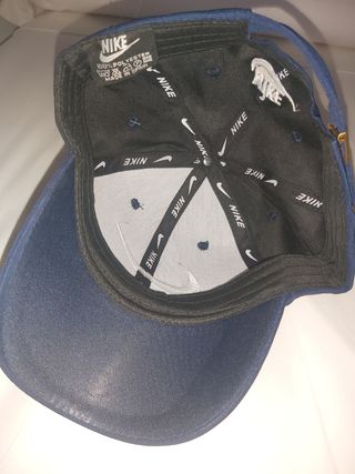 Gorra Nike azul - Talla M/L,NUEVA!!!