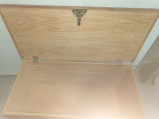 Cofre madera tallada (no ago envío)