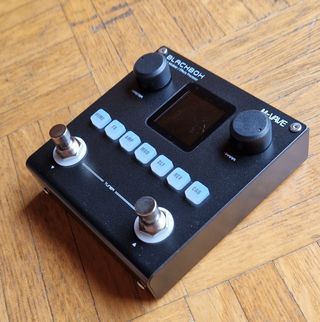 Blackbox M-Wave Amplificador Multiefectos