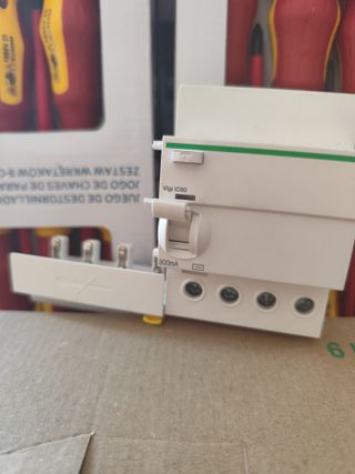 2 Diferencial 63A 1 Automatico 63A Schneider