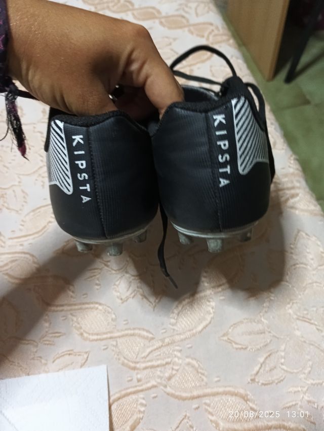 Zapatillas fútbol multitacos - Negras